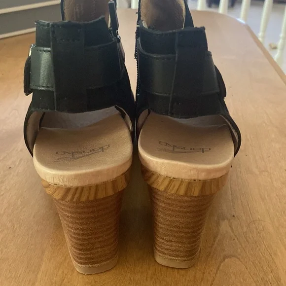 Dansko Arlene Black Nubuck Platform Sandal Brand New In Box Size 40 - Picture 3 of 8